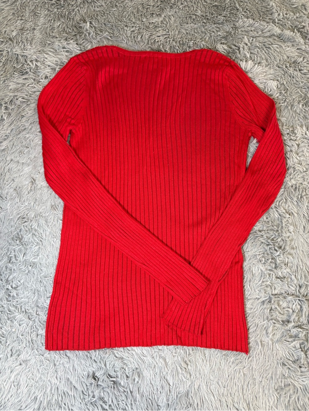 Express Red Ribbed V-Neck Sweater - Picture 6 of 6